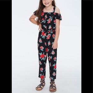 Girls size 7/8 floral pants jumpsuit. Like new condition.